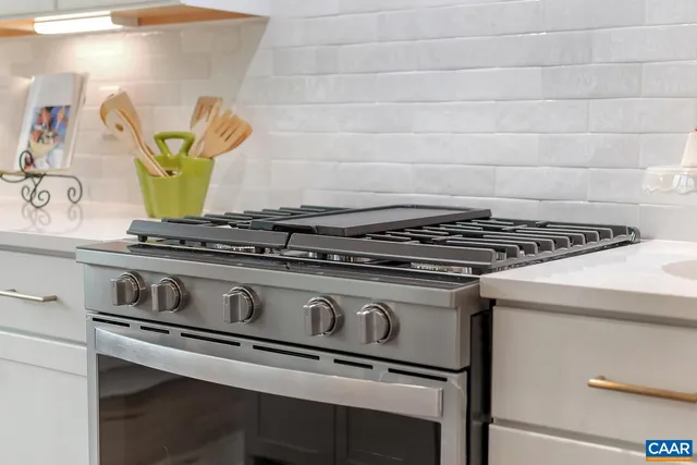 $859,900 | 13 Steep Rock Place, Charlottesville, VA 22911