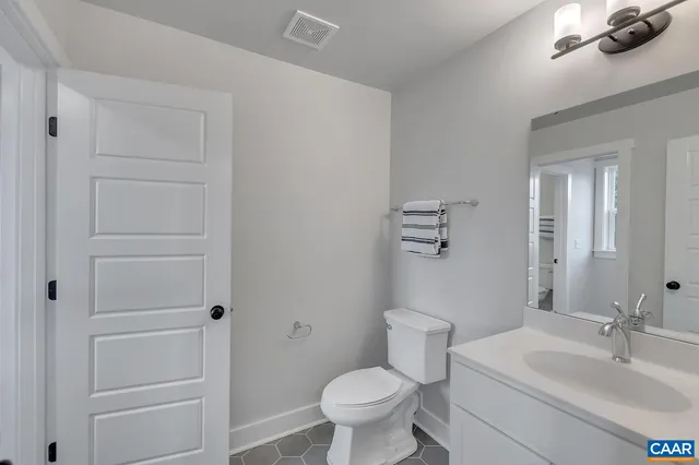 $859,900 | 13 Steep Rock Place, Charlottesville, VA 22911