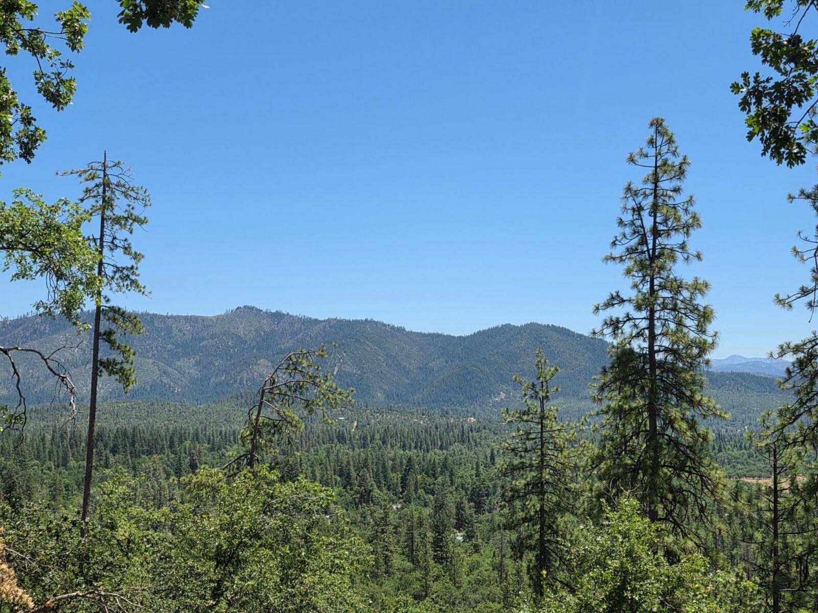 2129 Brady Road Hayfork, CA 96041 - Photo 4 of 39 br4