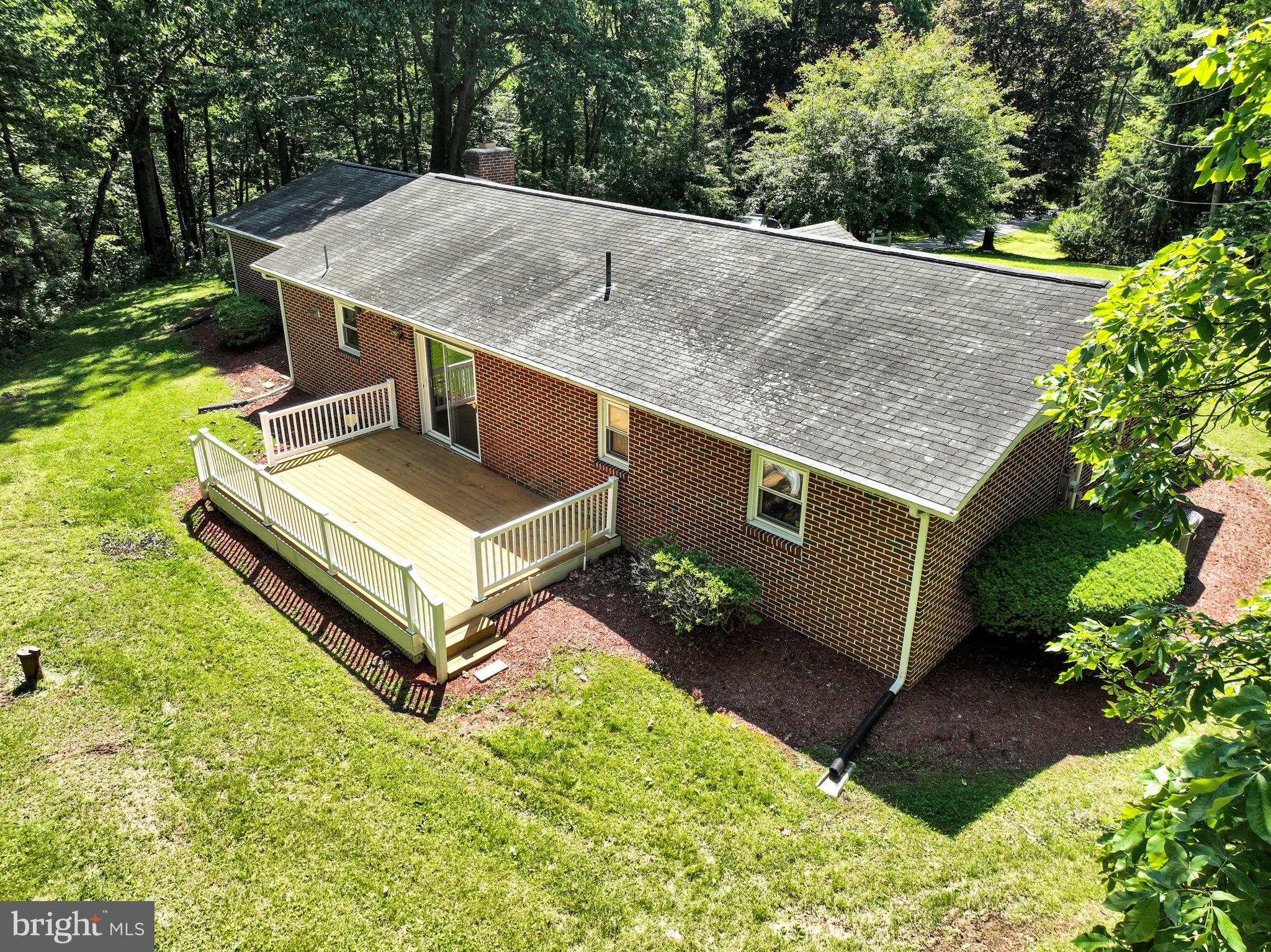 31 Hunters Valley Road Liverpool, PA 17045 - Photo 4 of 36 Gallery Image 4