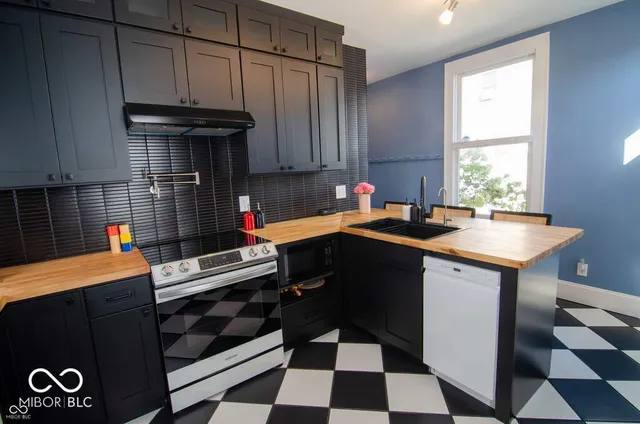 $2,800 | 607 Lord Street, Indianapolis, IN 46202