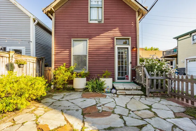 $2,800 | 607 Lord Street, Indianapolis, IN 46202