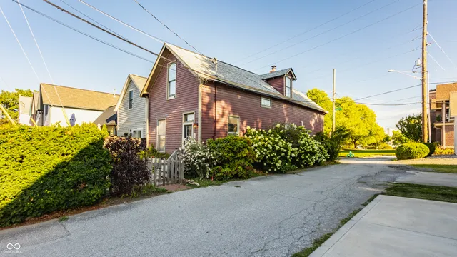$2,800 | 607 Lord Street, Indianapolis, IN 46202