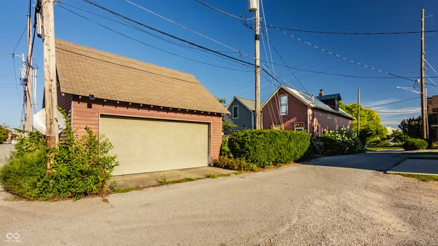 $2,800 | 607 Lord Street, Indianapolis, IN 46202