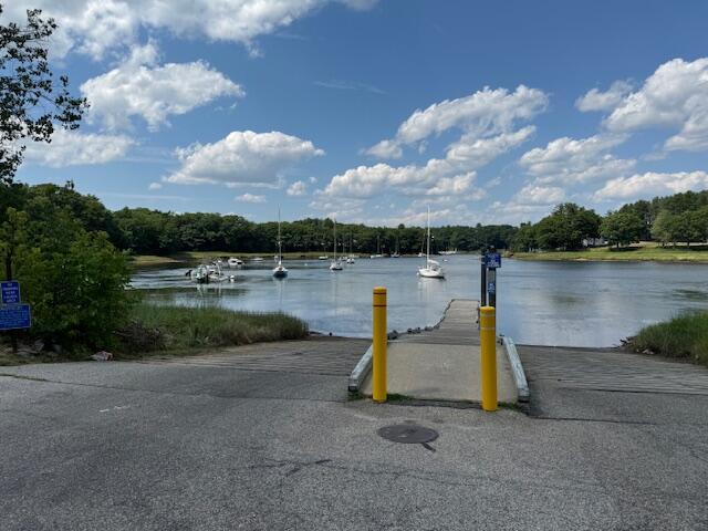 3 Riverview Drive Biddeford, ME 04005 - Photo 13 of 66 3 Riverview public boat2