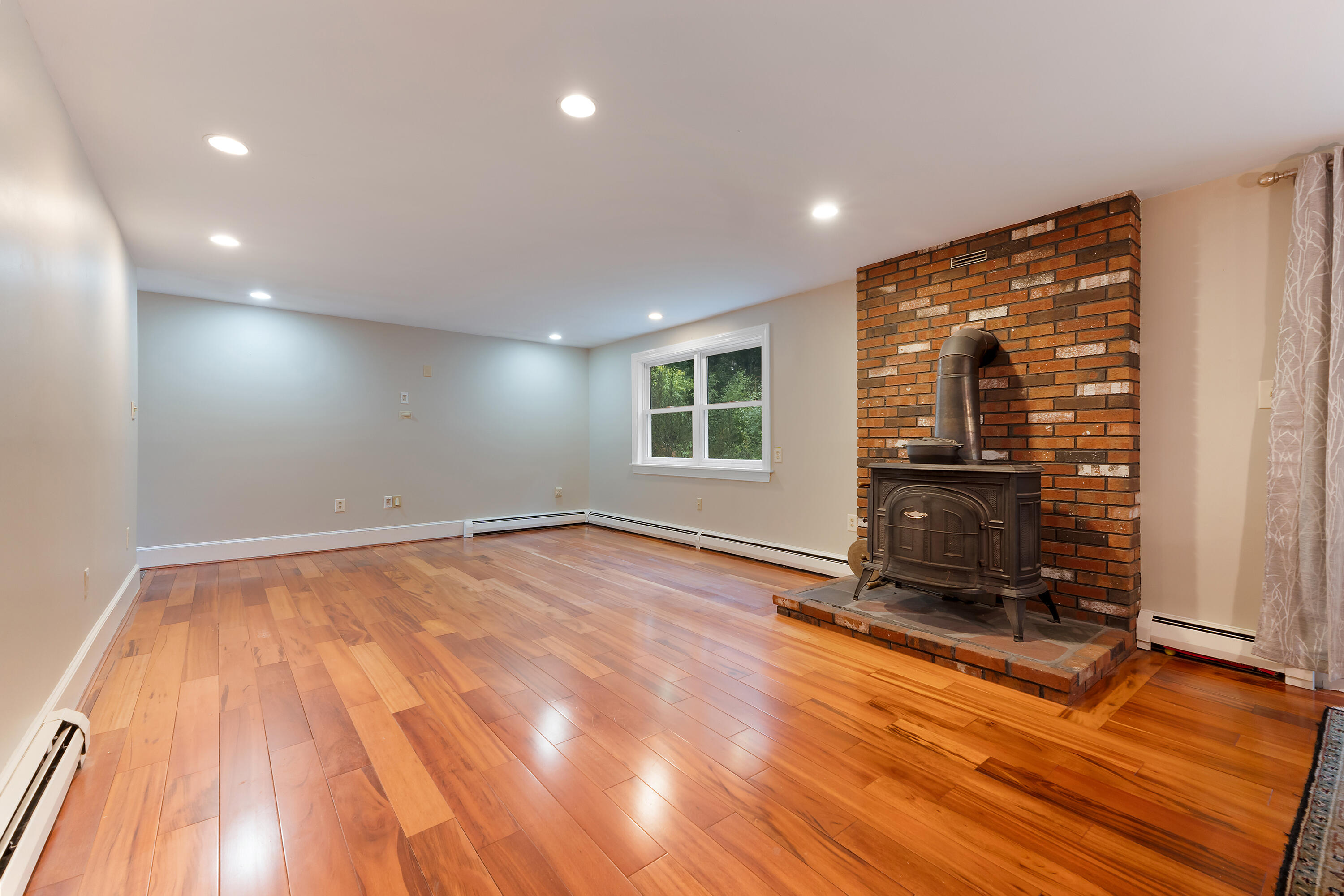 3 Riverview Drive Biddeford, ME 04005 - Photo 36 of 66 3 Riverview Dr_203