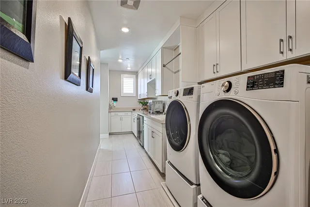 $999,950 | 4126 Yucca Bloom Street, Las Vegas, NV 89135