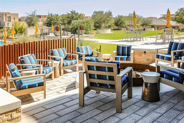 $999,950 | 4126 Yucca Bloom Street, Las Vegas, NV 89135