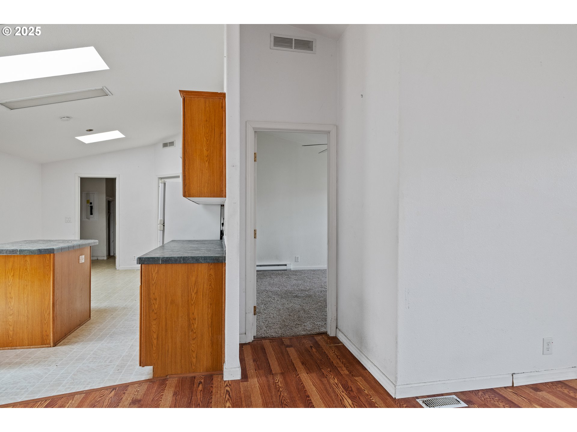 1829 East Willow Street Myrtle Point, OR 97458 - Photo 22 of 37 a bathroom with a sink and a mirror