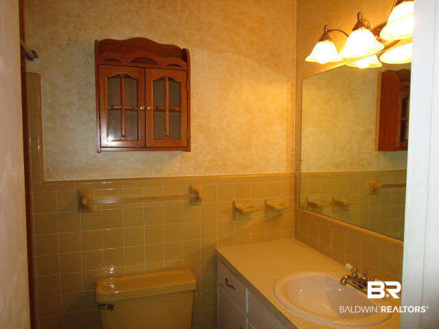 8010 Domain Street Mobile, AL 36619 - Photo 12 of 20