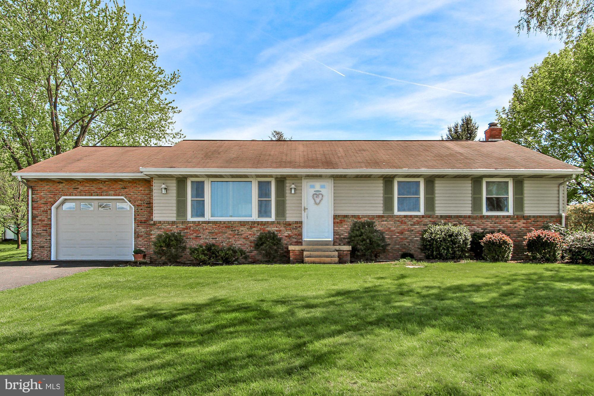 2336 Turnpike Road Elizabethtown, PA 17022 - Photo 1 of 25 Main View