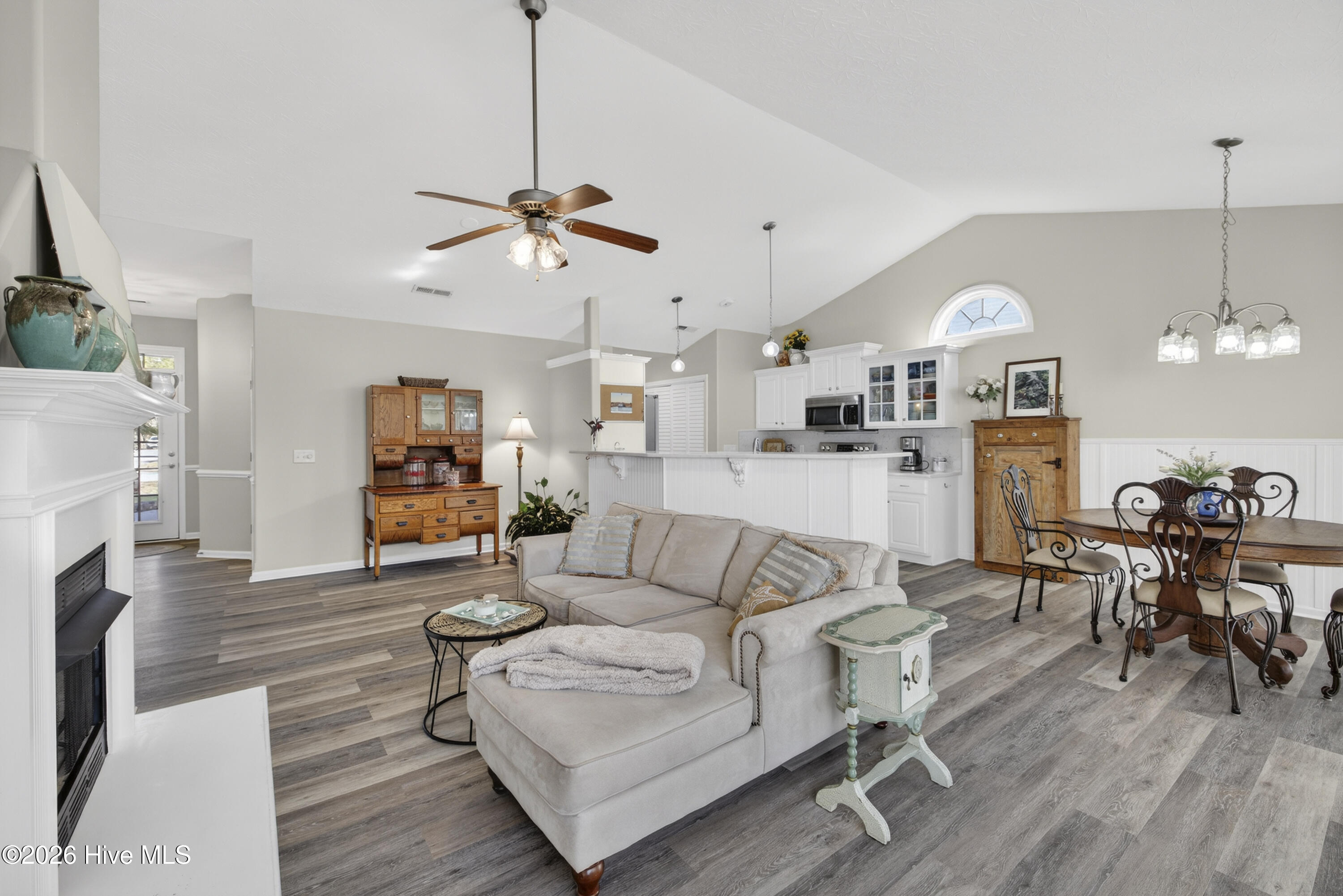 400 Azalea Drive Hampstead, NC 28443 - Photo 11 of 37 400AzaleaDrive-18