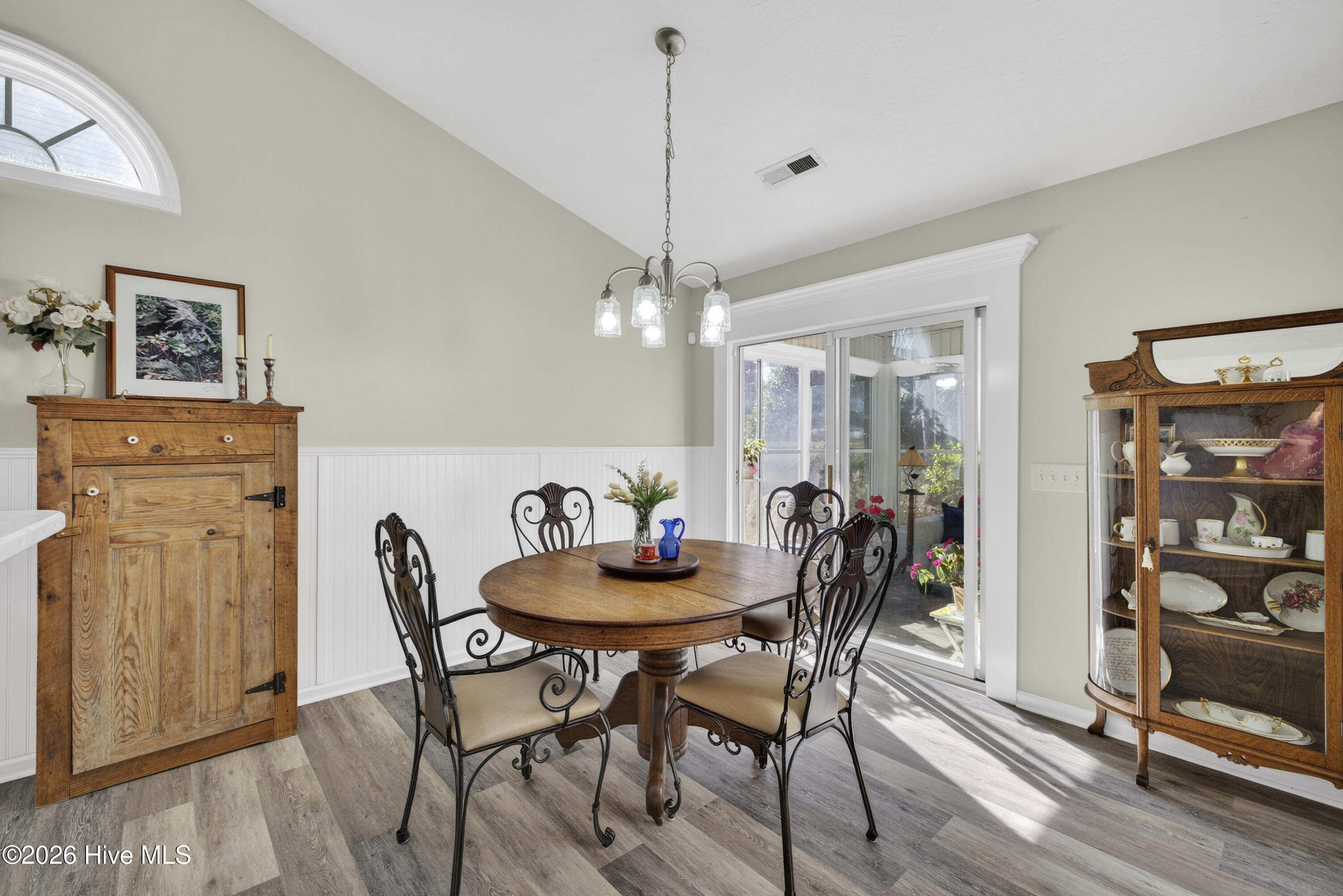 400 Azalea Drive Hampstead, NC 28443 - Photo 13 of 37 400AzaleaDrive-20