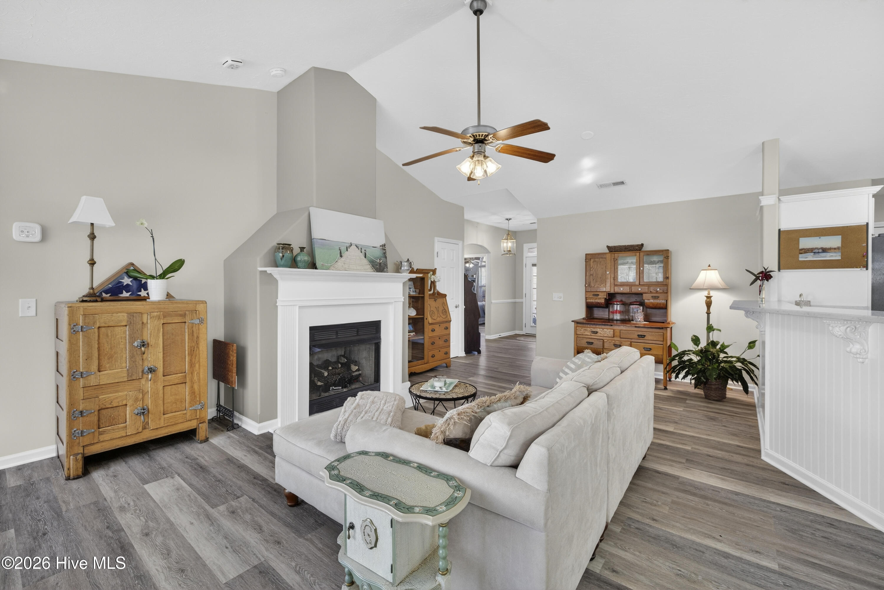 400 Azalea Drive Hampstead, NC 28443 - Photo 9 of 37 400AzaleaDrive-16