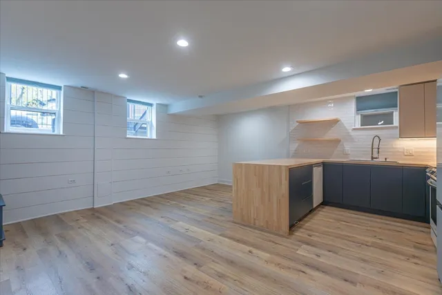 $2,640 | 1732 West Beach Avenue, Unit G, Chicago, IL 60622