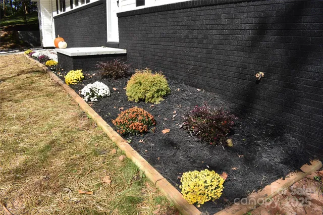 $295,900 | 159 Bradley Street, Nebo, NC 28761