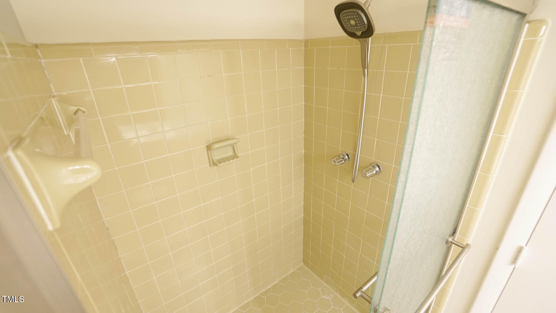 1020 North Bend Drive Raleigh, NC 27609 - Photo 32 of 50 a bathroom with a shower