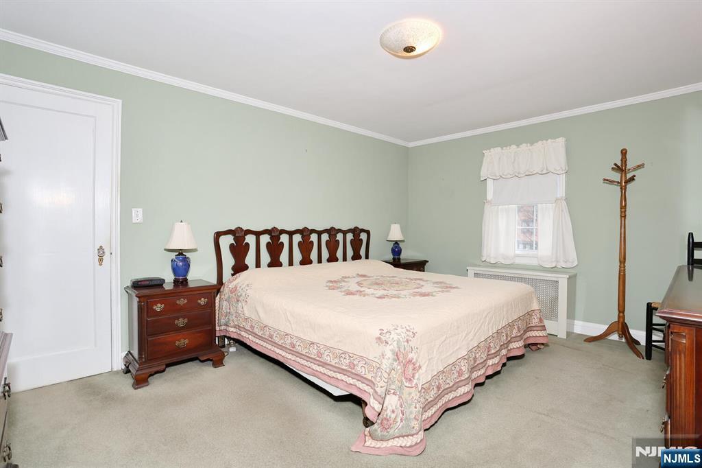 669 Ramapo Road Teaneck, NJ 07666 - Photo 18 of 34