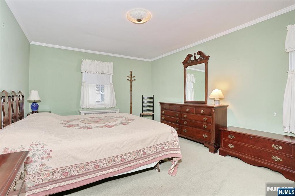 669 Ramapo Road Teaneck, NJ 07666 - Photo 19 of 34