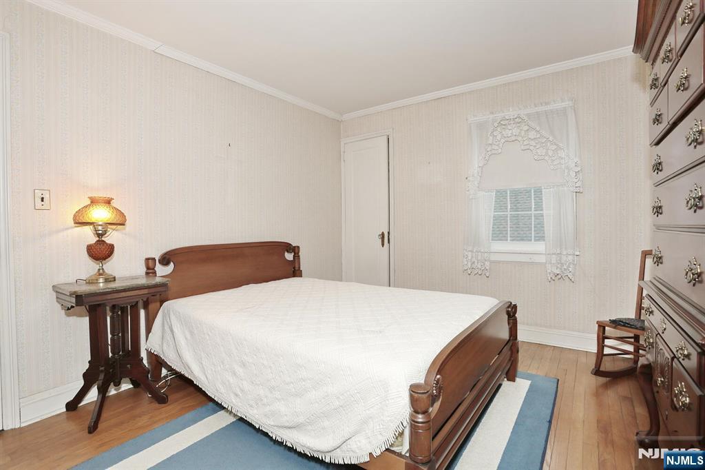 669 Ramapo Road Teaneck, NJ 07666 - Photo 20 of 34