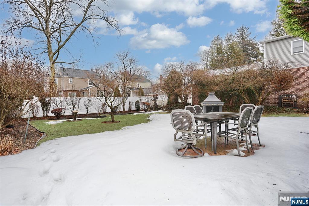 669 Ramapo Road Teaneck, NJ 07666 - Photo 32 of 34