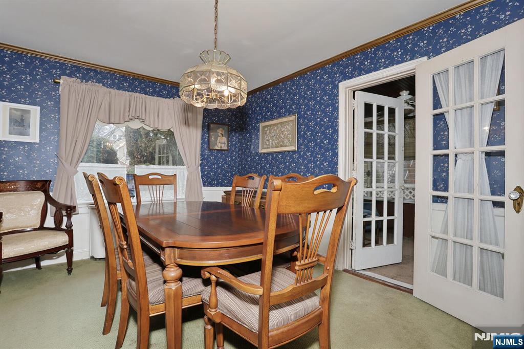 669 Ramapo Road Teaneck, NJ 07666 - Photo 8 of 34