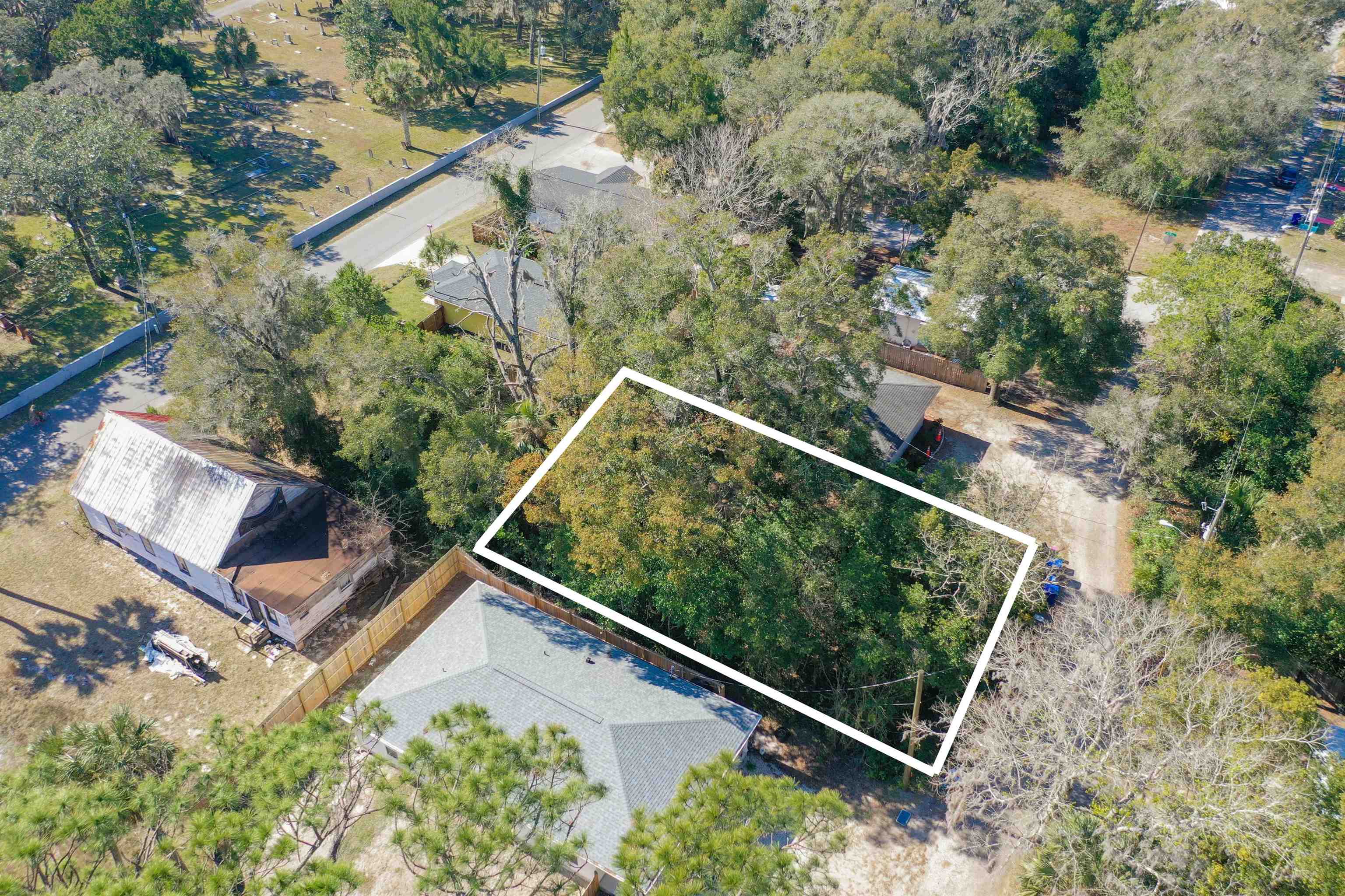 587 Julia Street St. Augustine, FL 32084 - Photo 4 of 12
