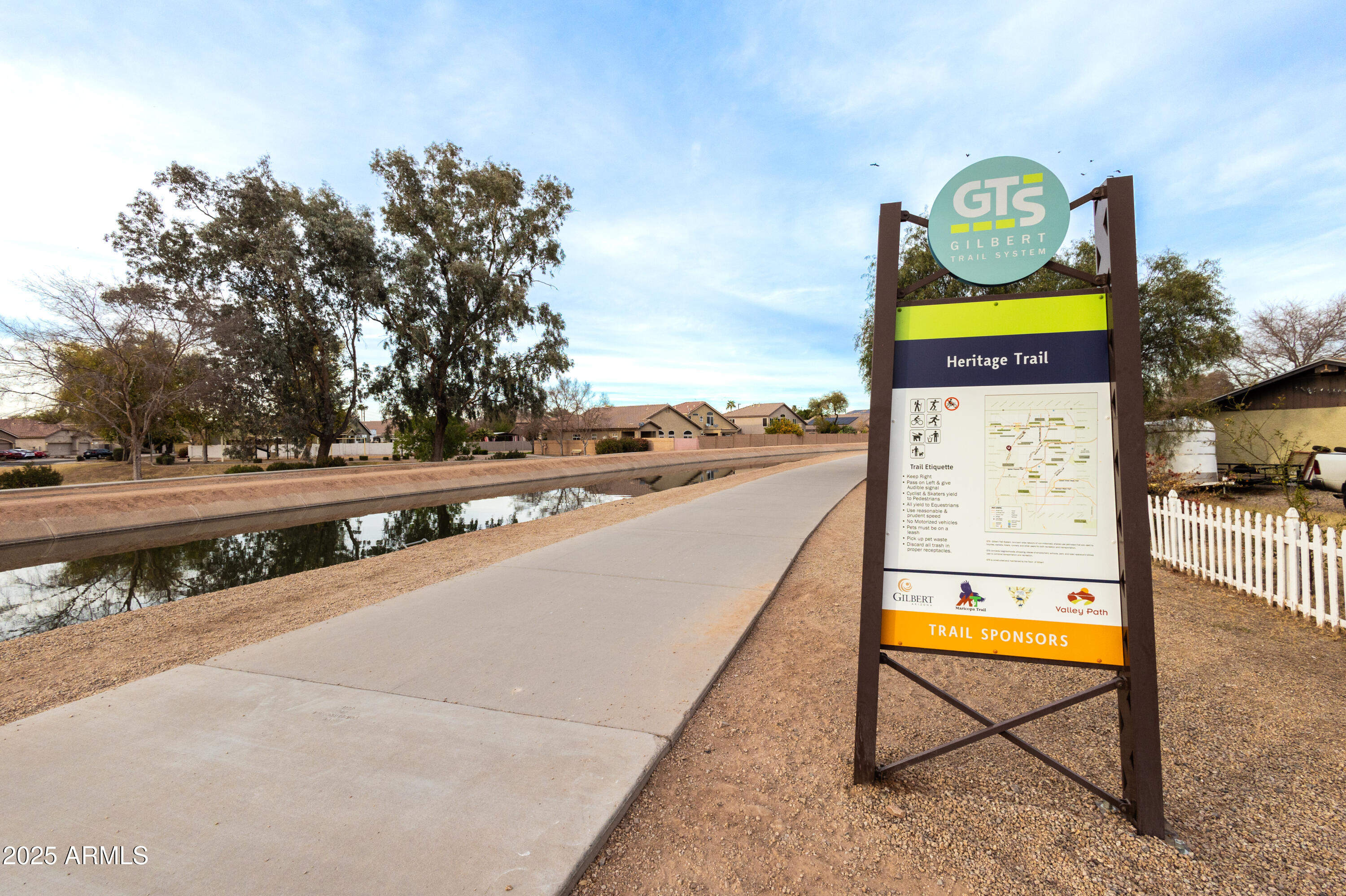 696 West Del Rio Street Gilbert, AZ 85233 - Photo 35 of 39 a view of swimming pool with seating area