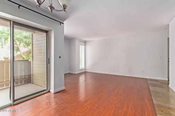 $1,099 | 200 East Southern Avenue, Unit 203, Tempe, AZ 85282