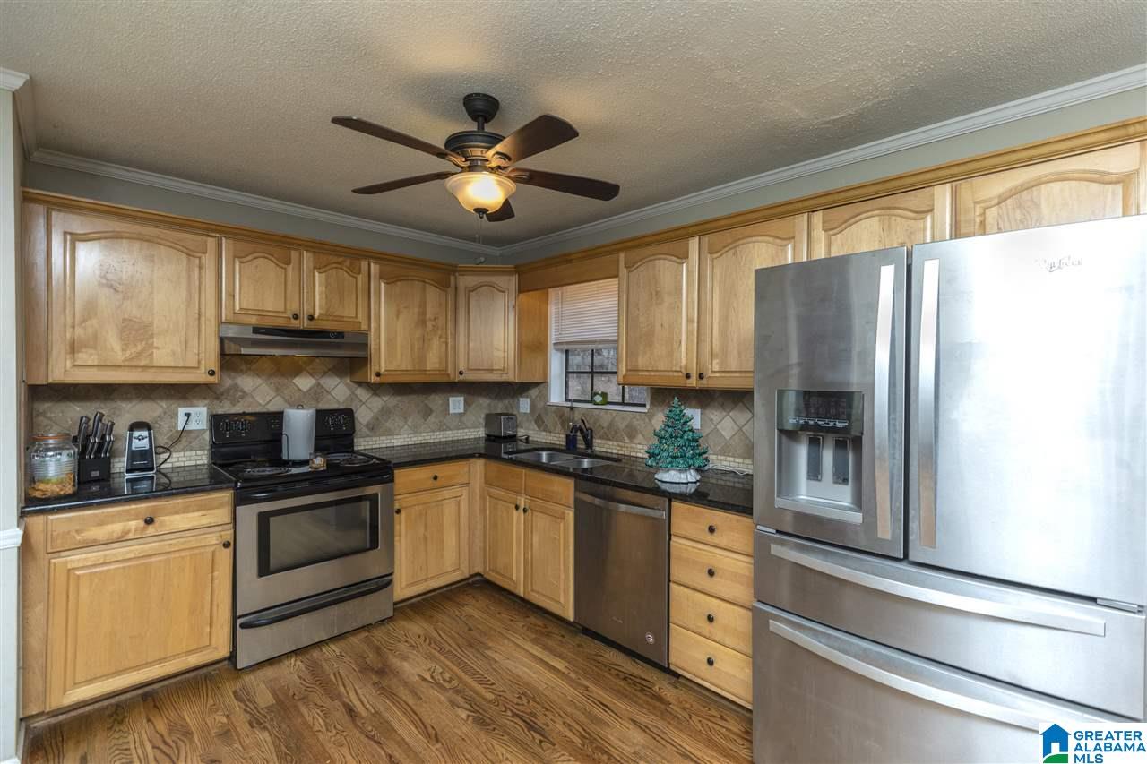 208 Port S Lane Alabaster, AL 35007 - Photo 12 of 30