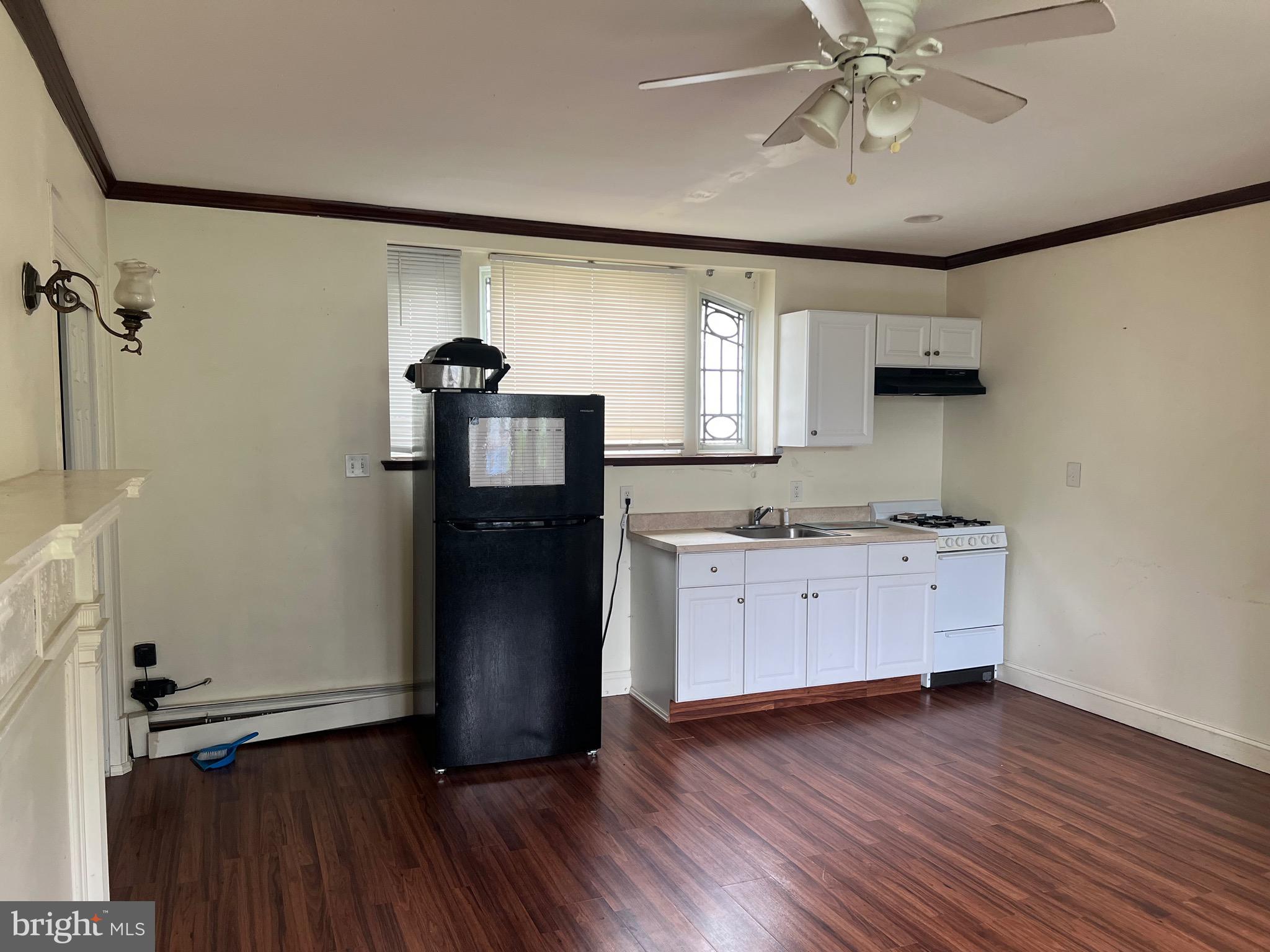 1145 Arrott Street, Unit 1F Philadelphia, PA 19124 - Photo 4 of 8