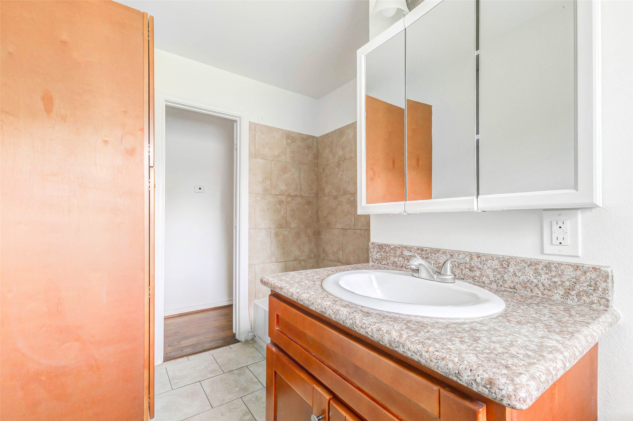 230 Bizerte Street Houston, TX 77022 - Photo 22 of 34