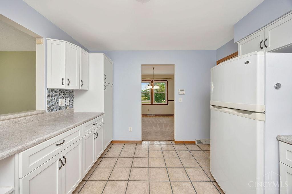 712 West Taylor School Road Hamilton, OH 45013 - Photo 13 of 47