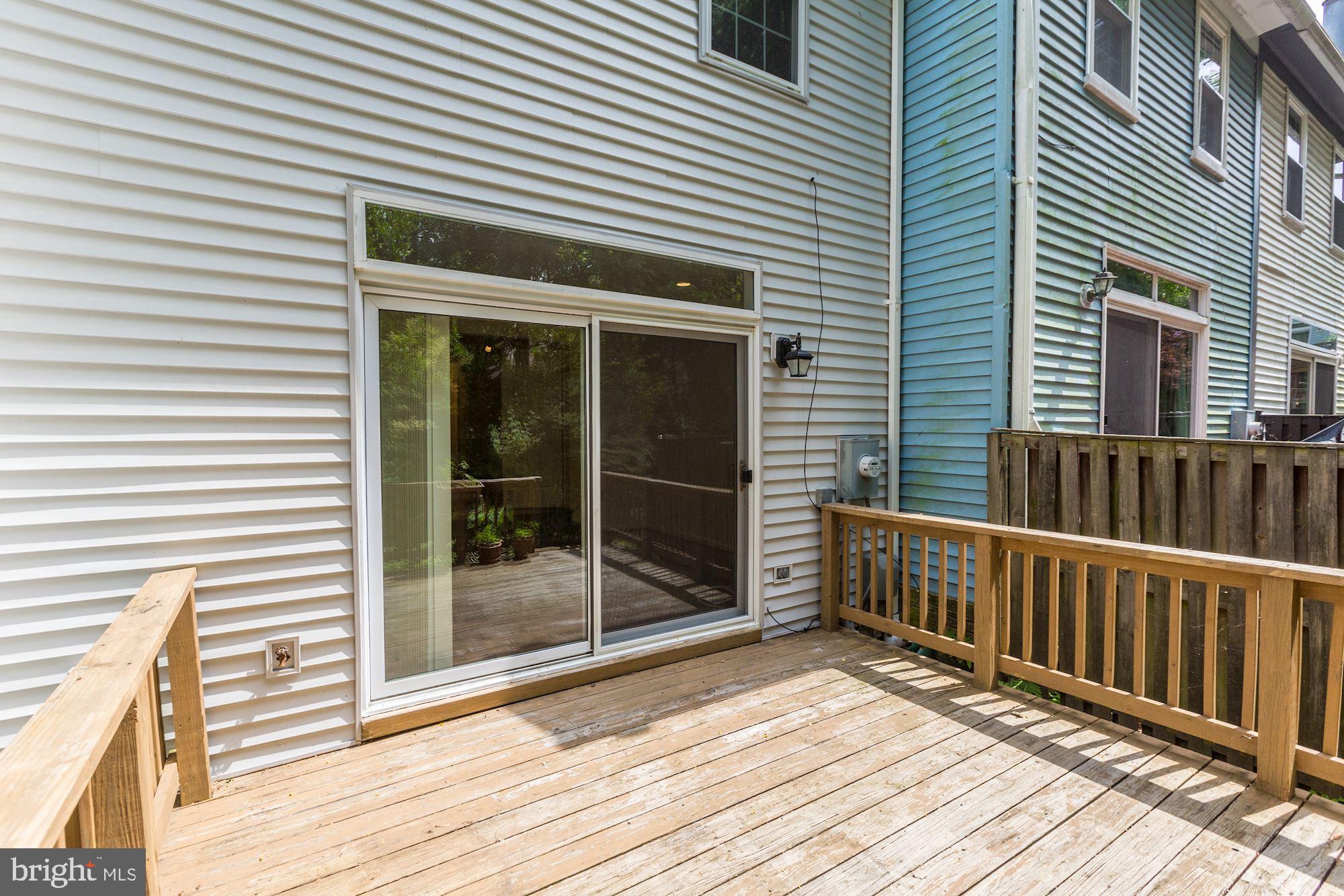 2019 Lyttonsville Road Silver Spring, MD 20910 - Photo 20 of 28 Rear Deck