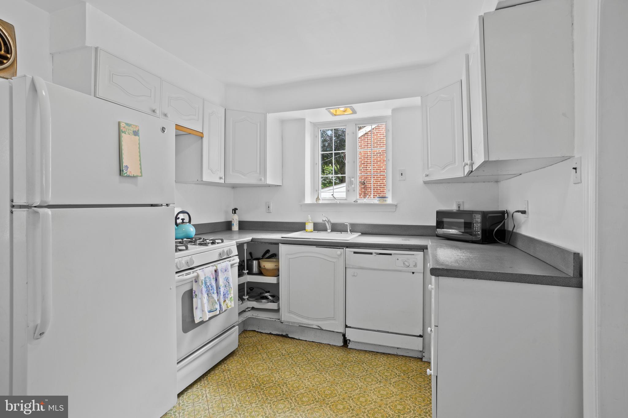 610 Prospect Road Springfield, PA 19064 - Photo 10 of 27