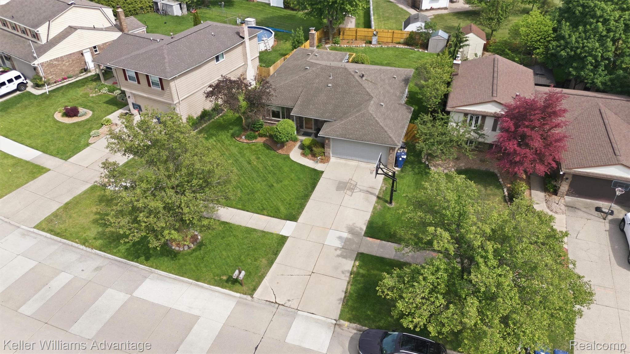 42505 Saltz Road Canton, MI 48187 - Photo 44 of 52 Aerial view of residential area