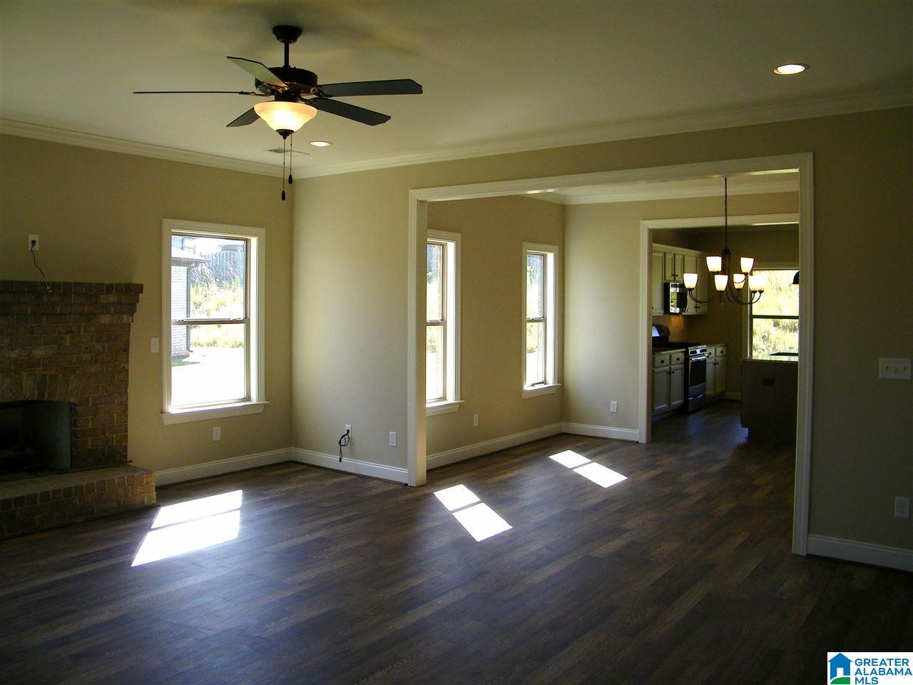 611 Round Road Alabaster, AL 35114 - Photo 4 of 45 Gallery Image 4