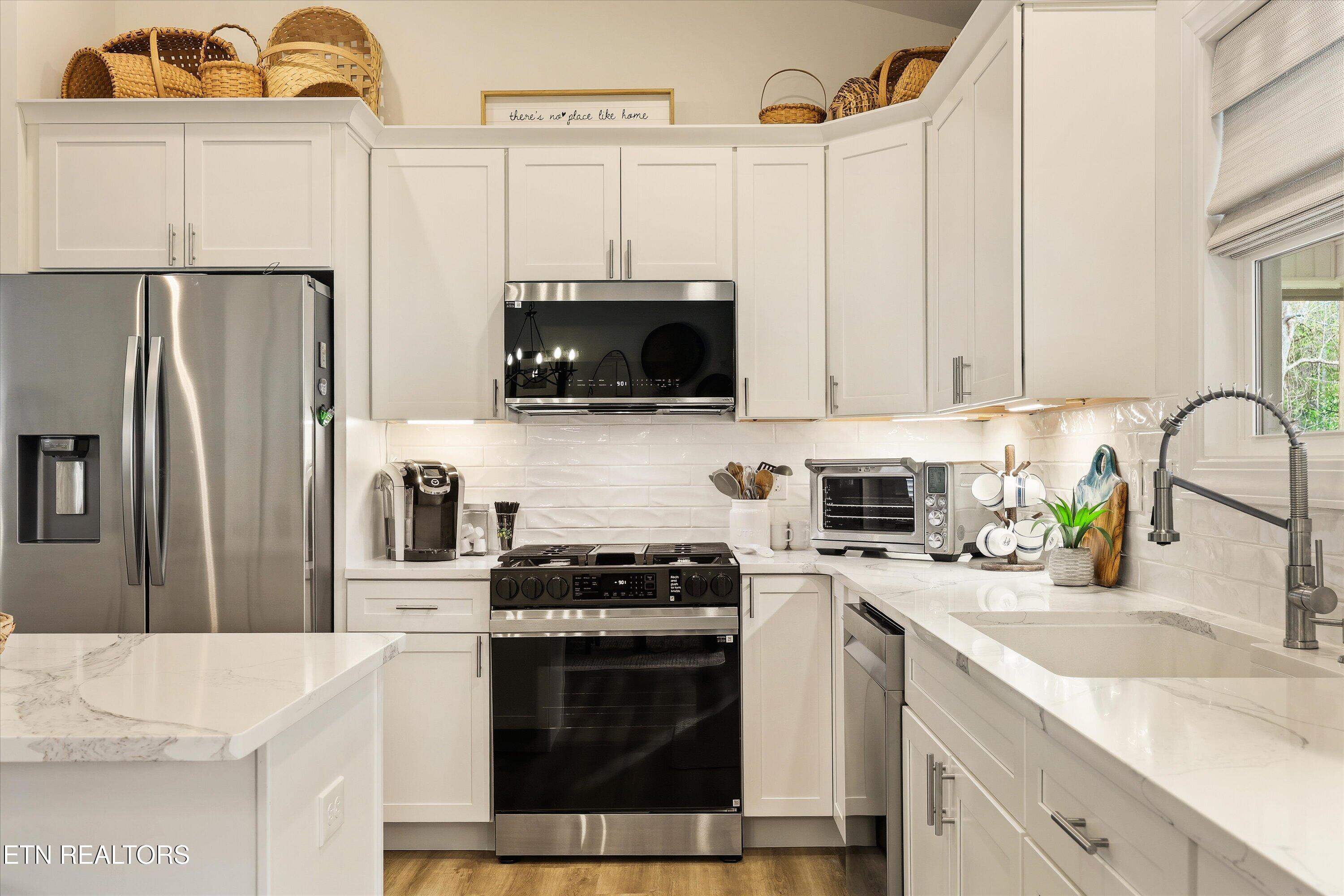 316 Red Rock Road Oneida, TN 37841 - Photo 11 of 41 15-316 Red Rock Rd 08