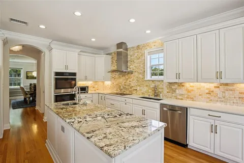 $2,100,000 | 3621 West Morrison Avenue, Tampa, FL 33629