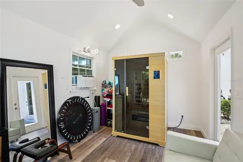 $2,100,000 | 3621 West Morrison Avenue, Tampa, FL 33629