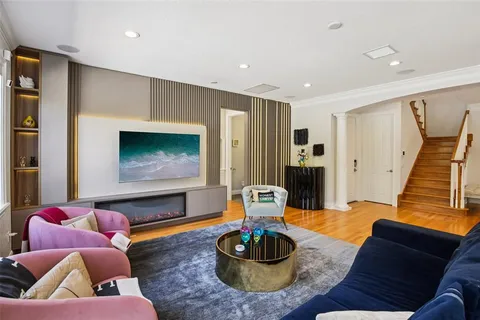 $2,100,000 | 3621 West Morrison Avenue, Tampa, FL 33629