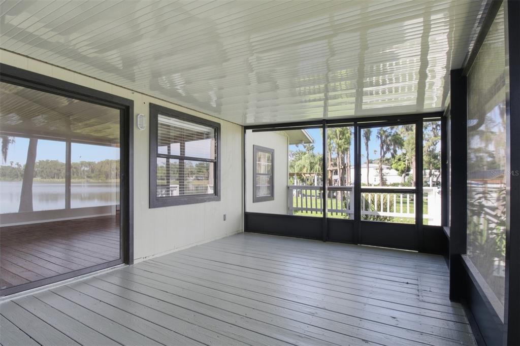703 Crystal Lake Road Lutz, FL 33548 - Photo 43 of 59 Gallery Image 43