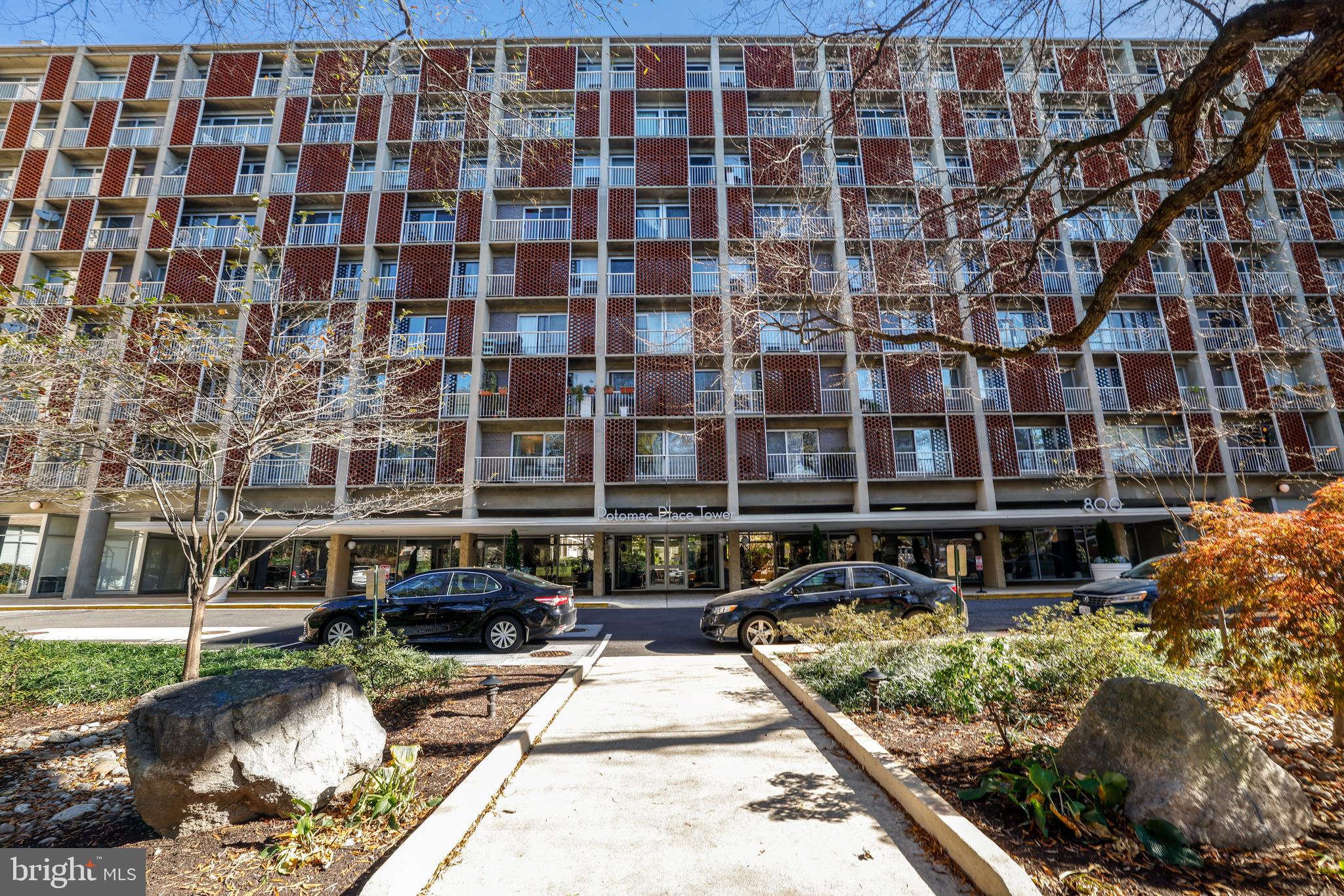 800 4th Street Southwest, Unit S203 Washington, DC 20024 - Photo 1 of 30