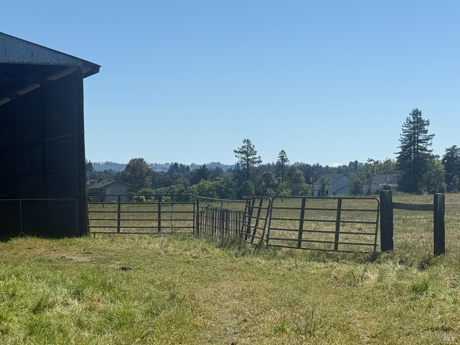 5820 Hall Road Santa Rosa, CA 95401 - Photo 33 of 53