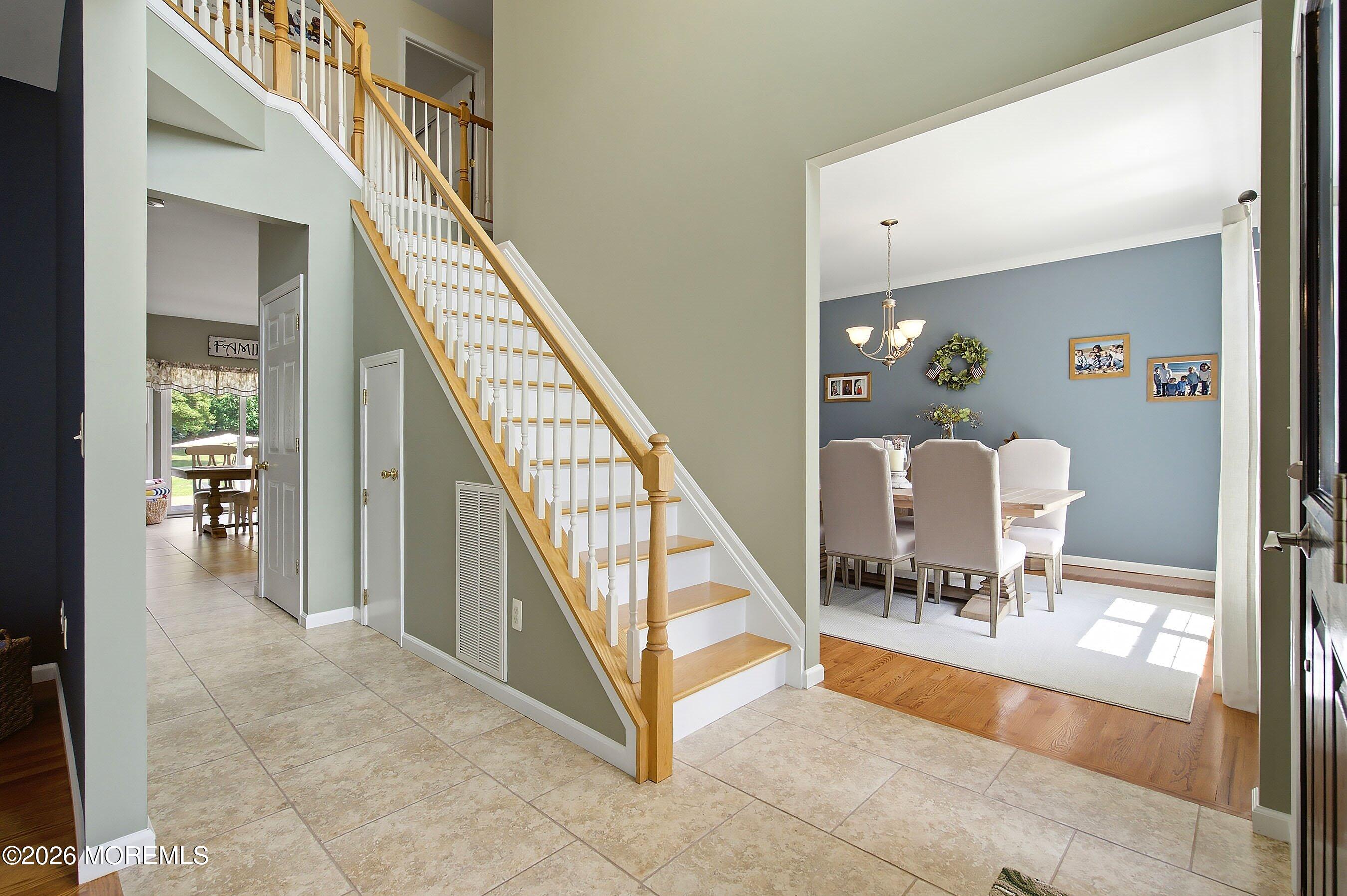 650 Millbrook Road Brick, NJ 08724 - Photo 10 of 43 07-Foyer 1B