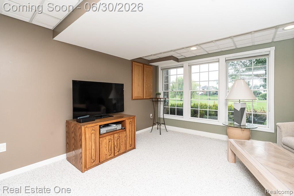 1904 Dunham Drive, Unit 12 Rochester, MI 48306 - Photo 39 of 45