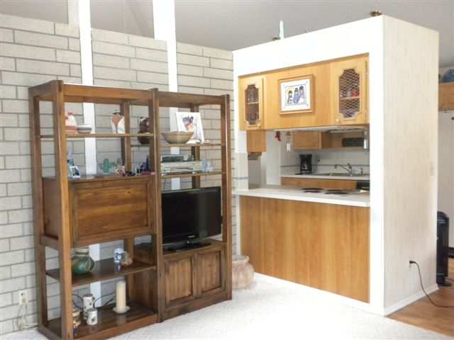 9908 North Huntington Road Spokane, WA 99218 - Photo 3 of 9