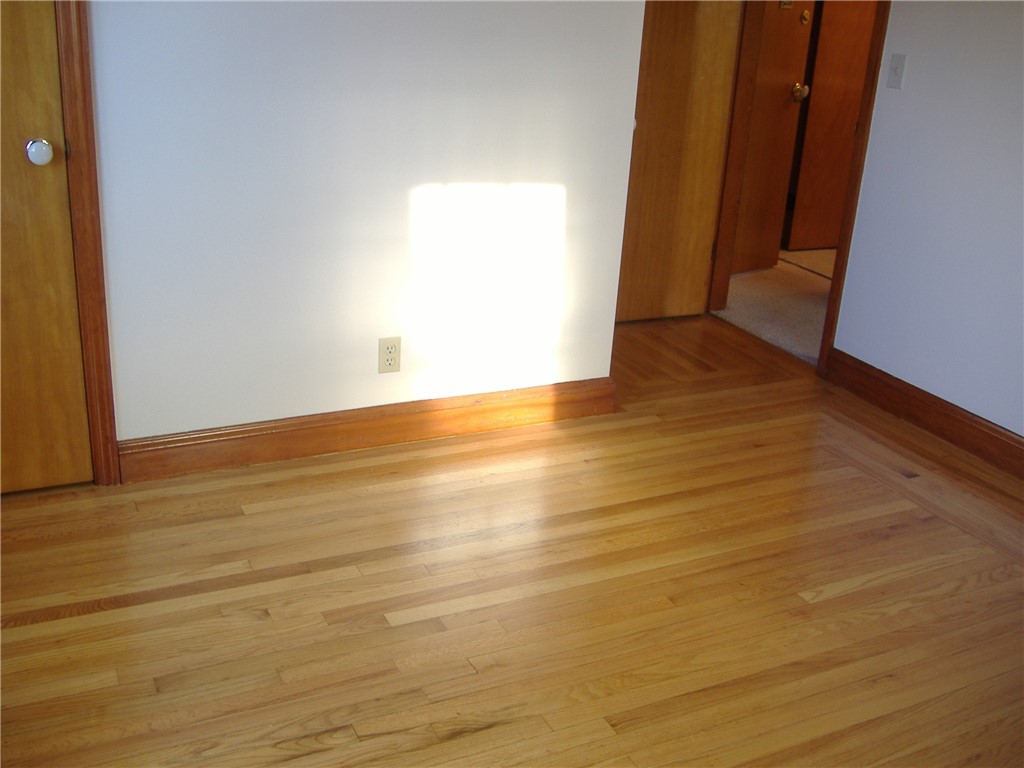 18 Burnside Street, Unit 1 Cranston, RI 02910 - Photo 13 of 22