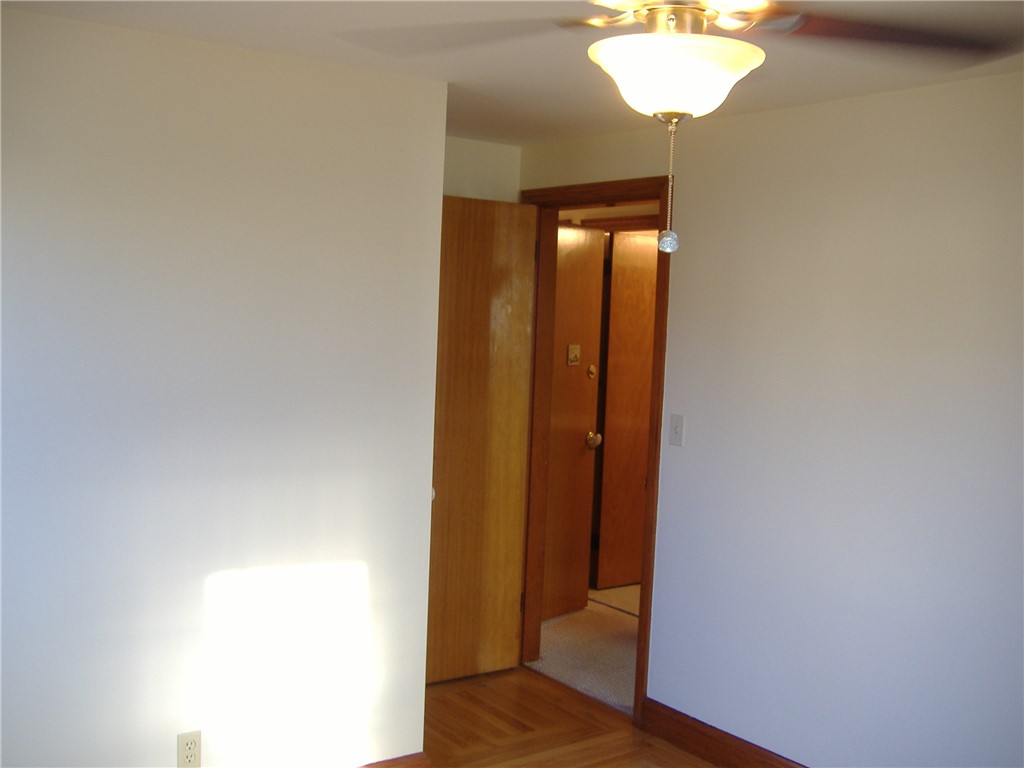 18 Burnside Street, Unit 1 Cranston, RI 02910 - Photo 14 of 22