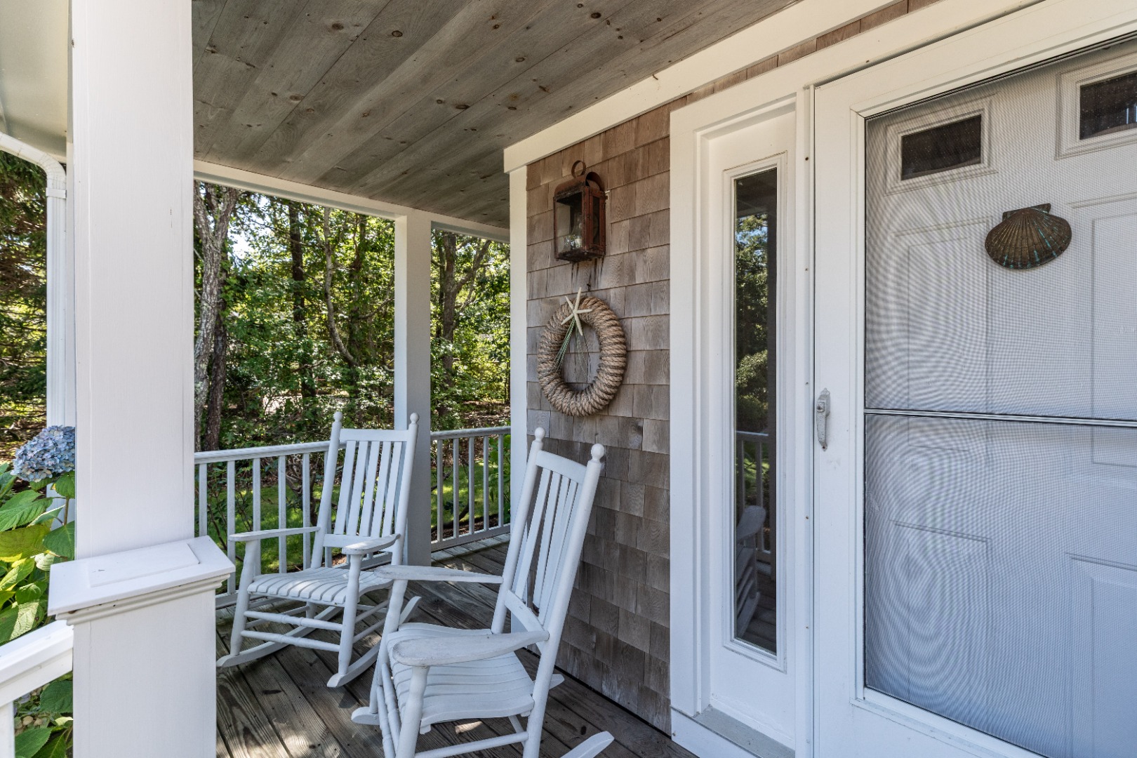 8 Old Dunham's Corner Way Edgartown, MA 02539 - Photo 6 of 37